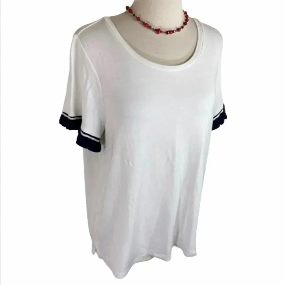 Crown & Ivy Top XL White Ruffle Short Sleeve Contrast Trim Scoop‎ Neck Tee